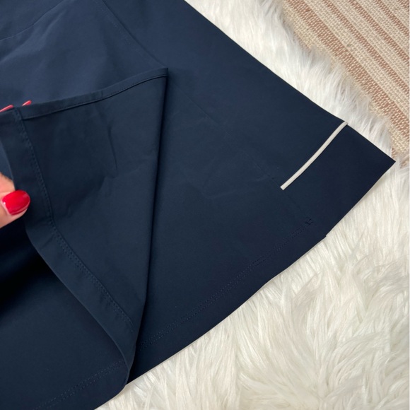 * | Oakley | skort. Size M. - Picture 2 of 8